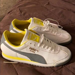 Puma Roma sneakers